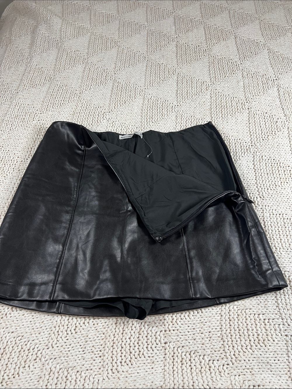 Abercrombie & Fitch Faux Leather Skort - Picture 3 of 9